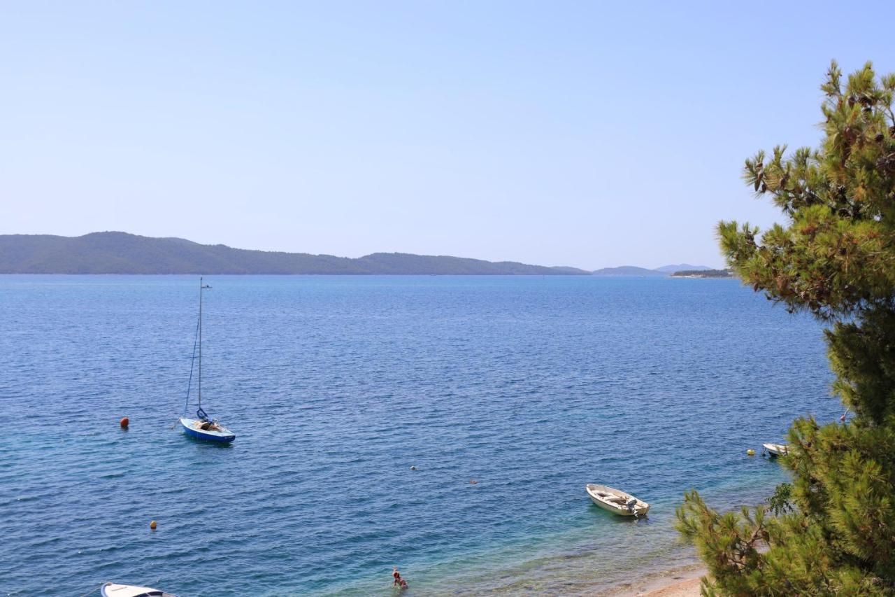Family Friendly Seaside Apartments Brodarica, Sibenik - 15270 Exteriör bild
